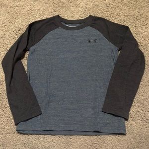 Boys size 6 long sleeve shirt